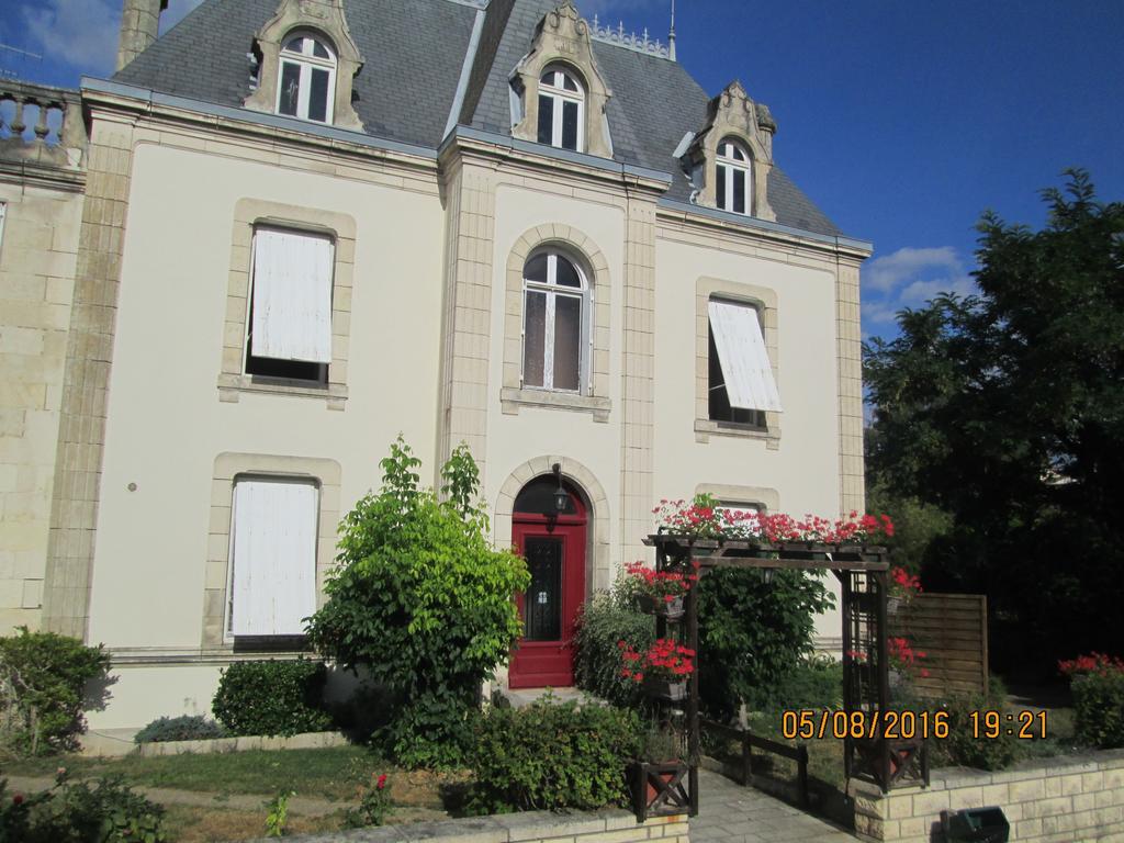 Logis Hotel Beausejour Chauvigny Exterior photo